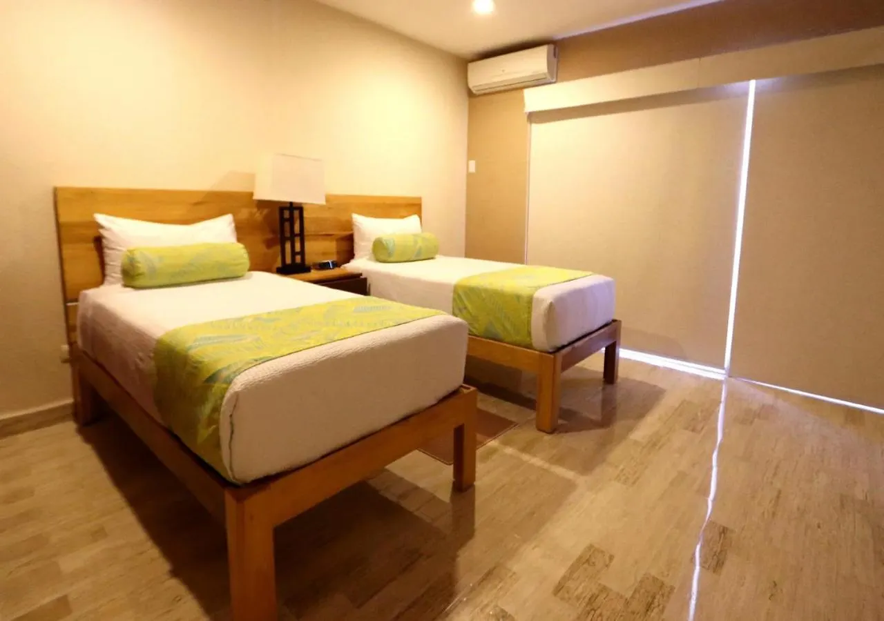 Wivc Coral Mar Resort - Amazing Hotel Zone & Lagoon Views, Enjoy The Tropical Breeze Cancun 0*,  Mexico